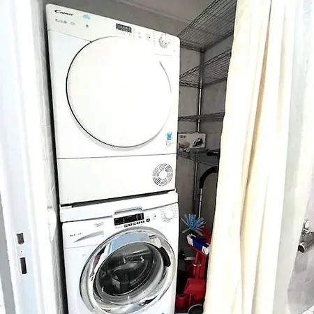 Agreable Grand 3 Pieces Climatise Avec Vue Appartement