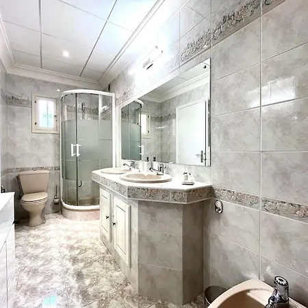 Appartement Agreable Grand 3 Pieces Climatise Avec Vue
